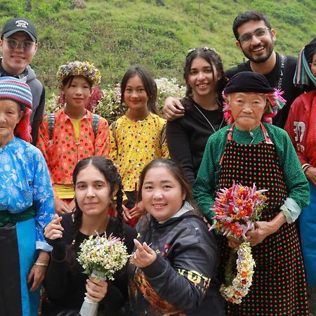 Tl Adventure Tour & Motorbike Ha Giang Buitenkant foto