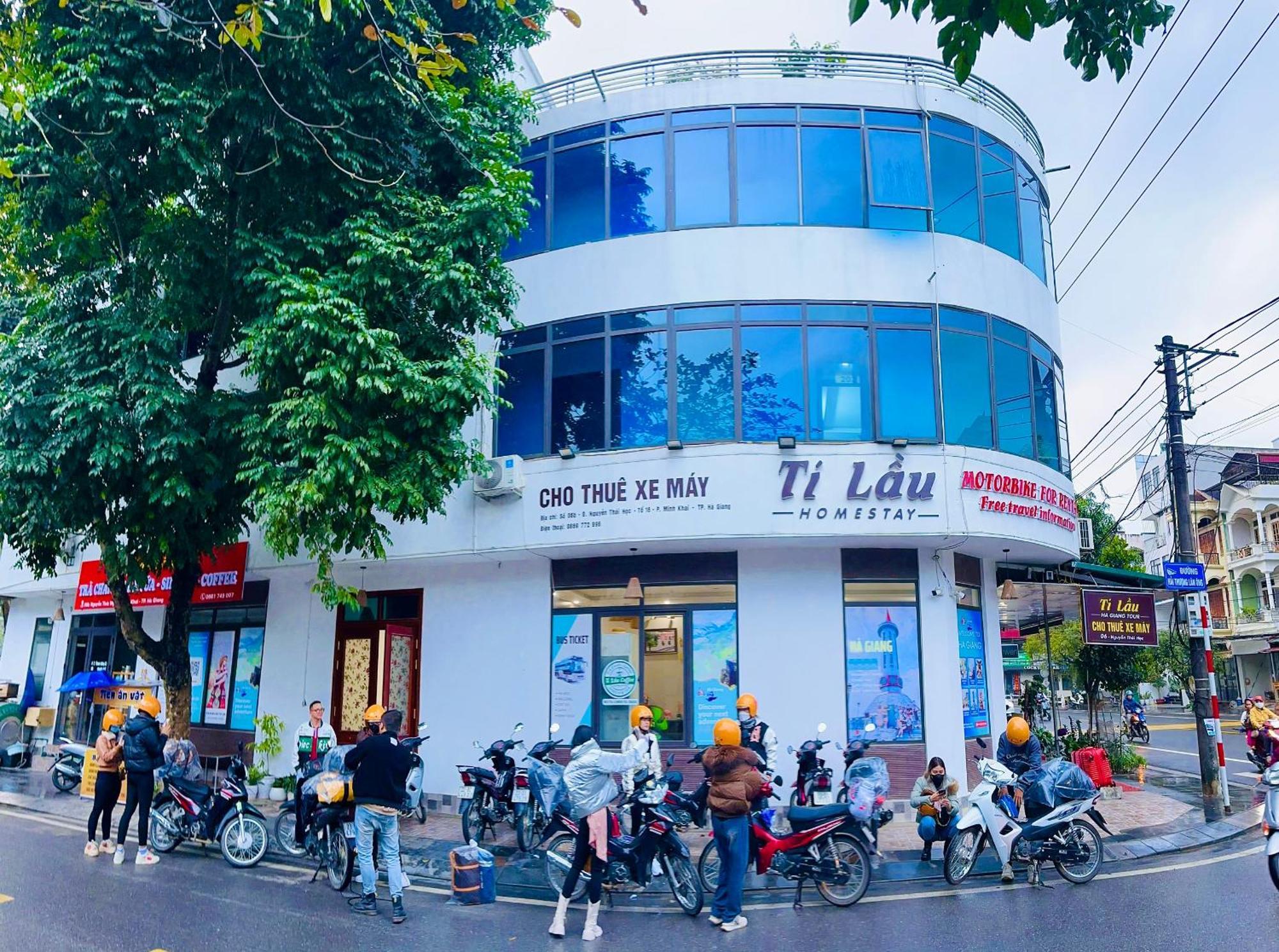 Tl Adventure Tour & Motorbike Aparthotel Ha Giang Buitenkant foto