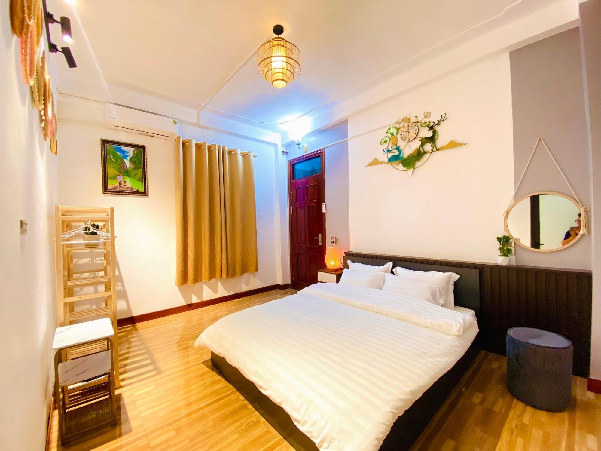 Tl Adventure Tour & Motorbike Aparthotel Ha Giang Buitenkant foto