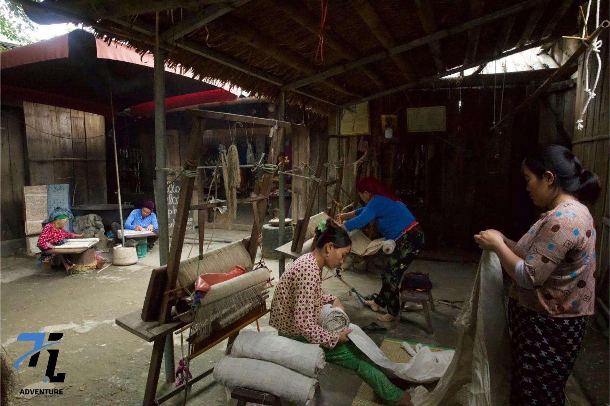 Tl Adventure Tour & Motorbike Aparthotel Ha Giang Buitenkant foto